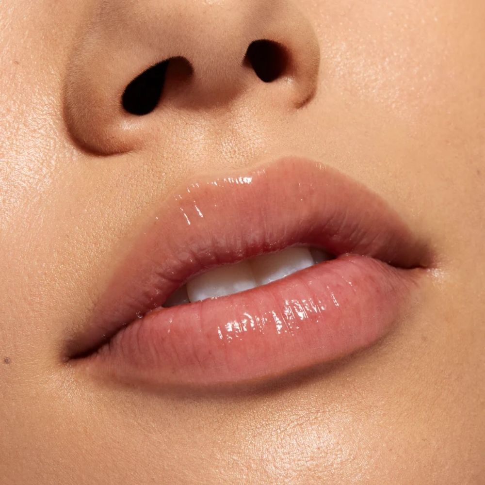 Kylie Cosmetics Lip Oil - Creme Brulee (Pa kuti/Sticker ngjyre)