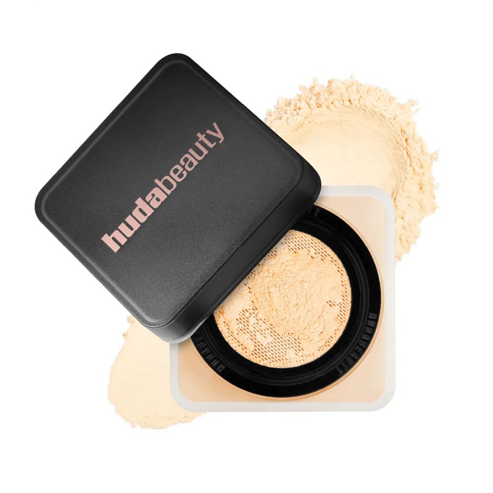 Huda Beauty Easy Bake Blurring Loose Baking & Setting Powder – Banana Bread (Pa kuti)