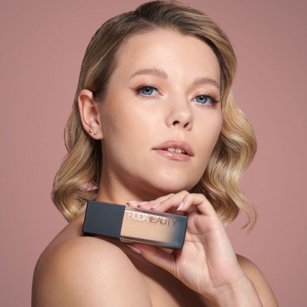 Huda Beauty Fauxfilter Luminous Matte Foundation Mini - 210B Chai