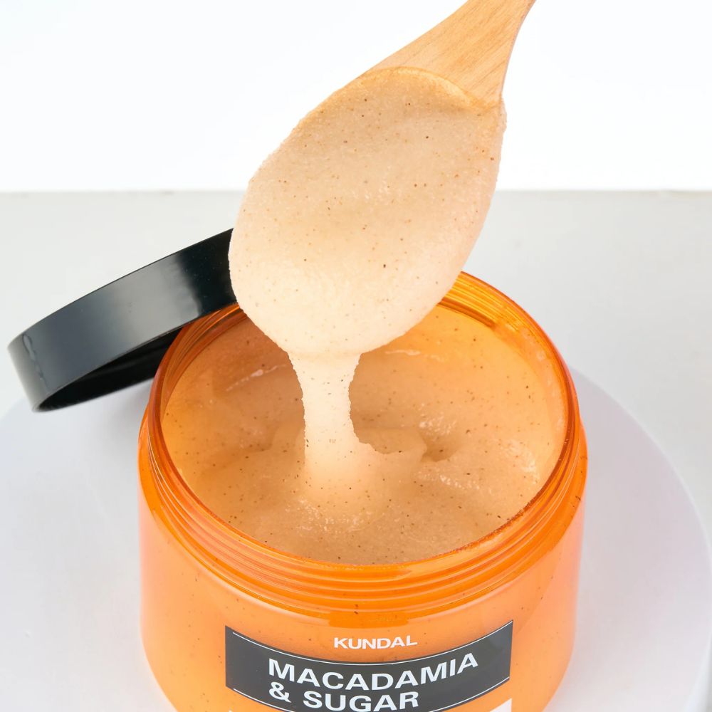 KUNDAL Macadamia & Sugar Body Scrub – Cherry Blossom
